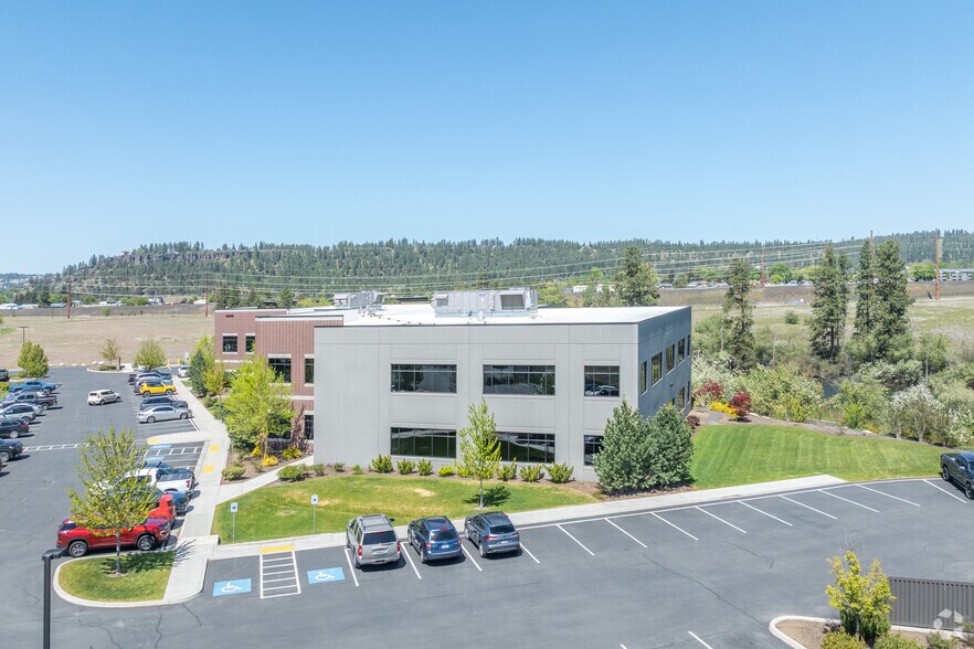 More Photos Of 12939 E Pinecroft Way, Spokane Valley Office For Lease