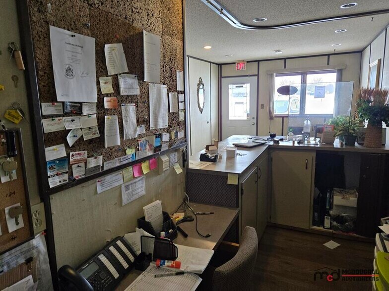 More Photos Of 775 W 5th Ave, Shaunavon Hotel For Sale