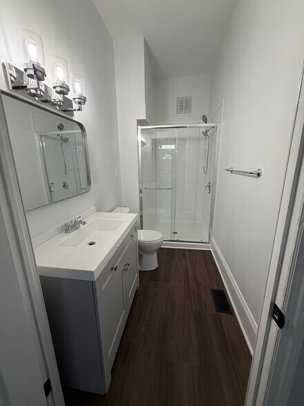 More Photos Of 903 New Bern Ave, Raleigh Office Residential For Lease