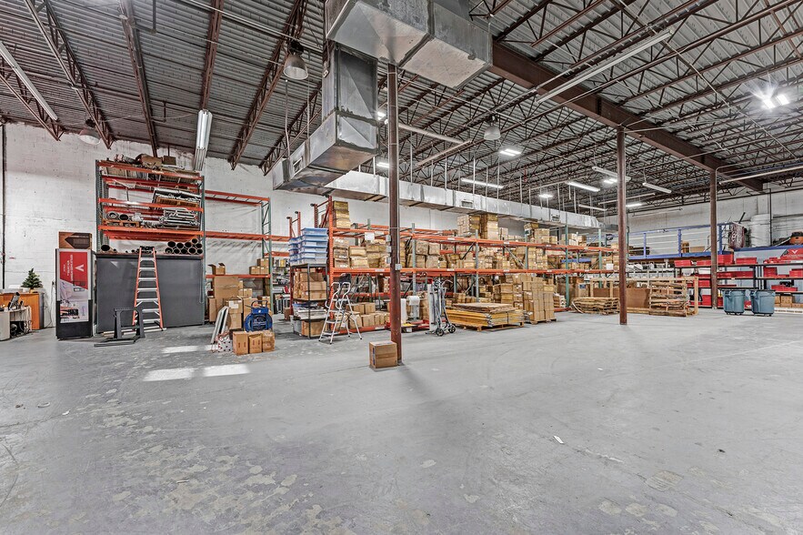 More Photos Of 6850 NW 74th St, Medley Warehouse For Sale
