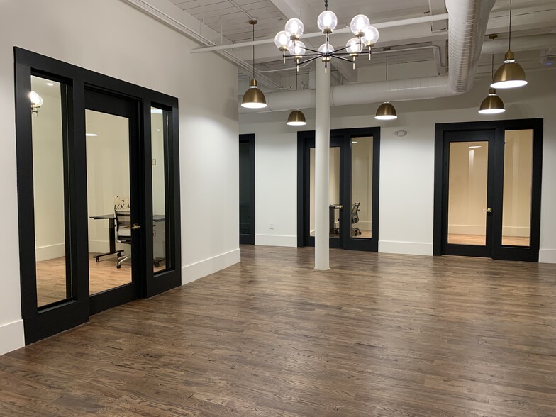 Primary Photo Of 130 E Main St, Canton Coworking Space