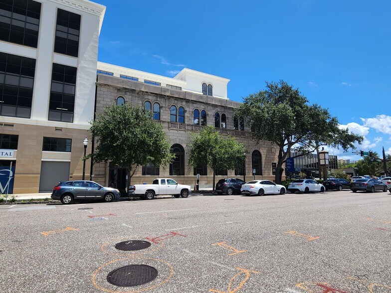 More Photos Of 895 Central Ave, Saint Petersburg Office For Lease