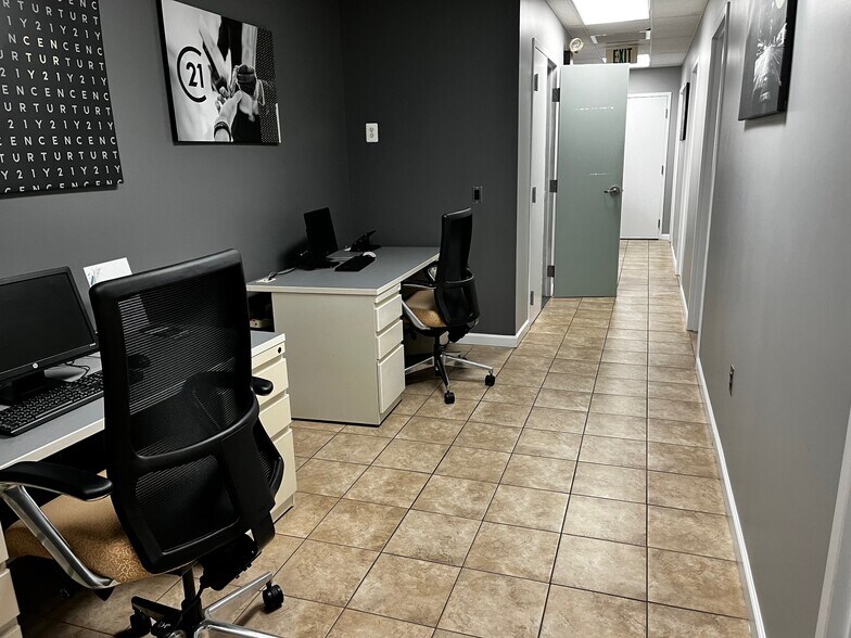 More Photos Of 9506 Harford Rd, Parkville Office For Sale