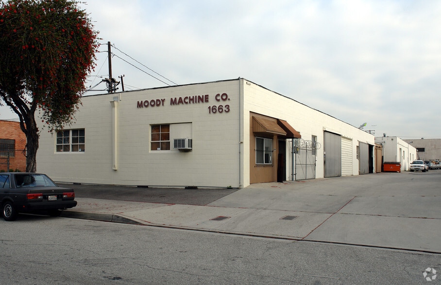 More Photos Of 1663 W 134th St, Gardena Manufacturing For Sale