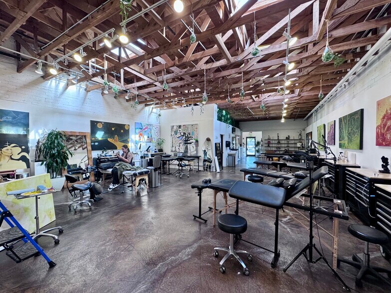 More Photos Of 6031 Washington Blvd, Culver City Storefront For Lease