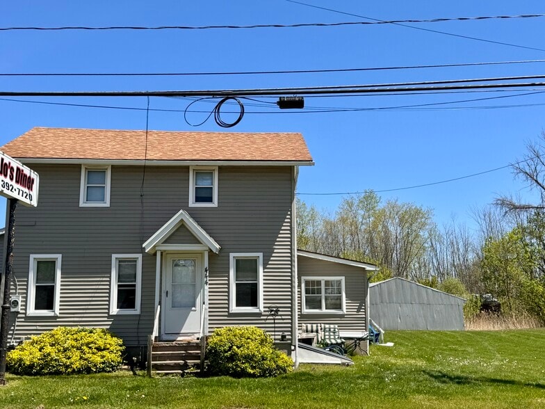 More Photos Of 444 North Ave, Hilton Restaurant For Sale