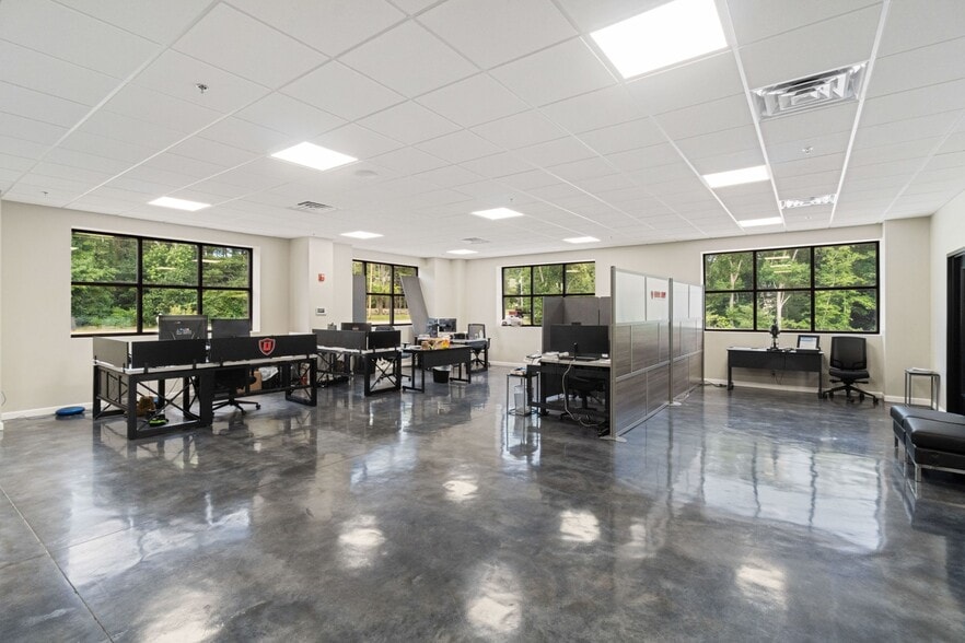 More Photos Of 2302 Turnpike St, North Andover General Retail For Sale