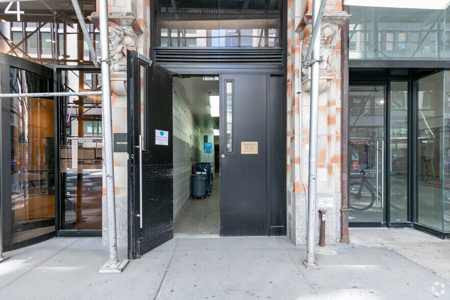 More Photos Of 214 W 29th St, New York Loft Creative Space For Lease