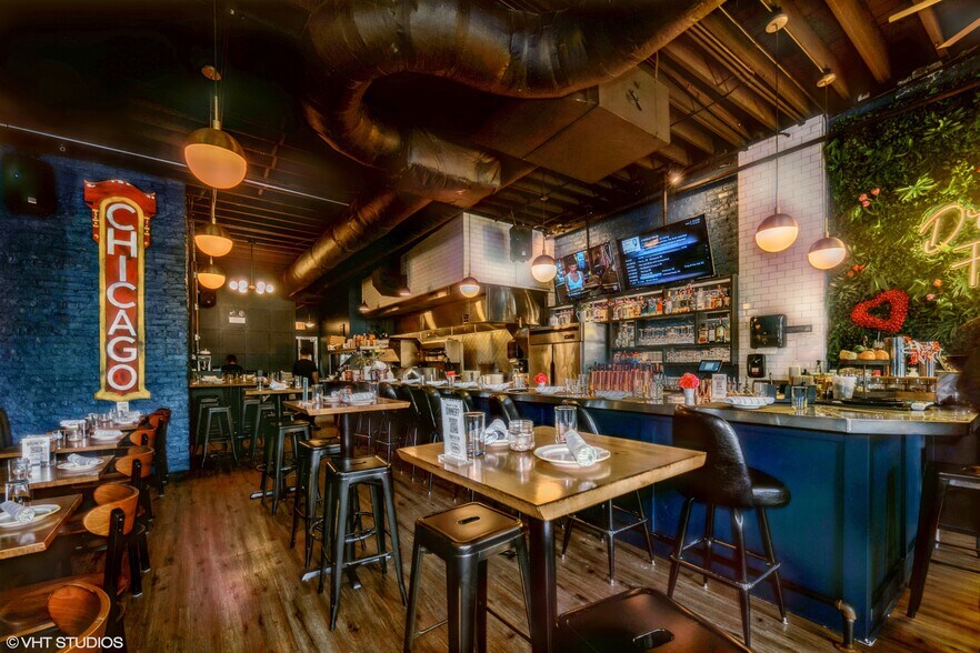 More Photos Of 1954 W Armitage Ave, Chicago Restaurant For Lease