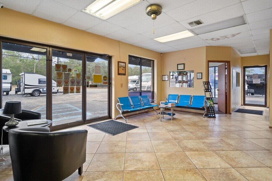 More Photos Of 1601 W Main St, Inverness Auto Dealership For Sale