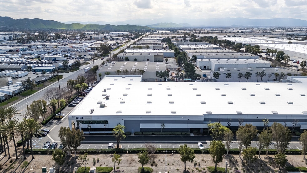 More Photos Of 10509 Business Dr, Fontana Warehouse For Lease