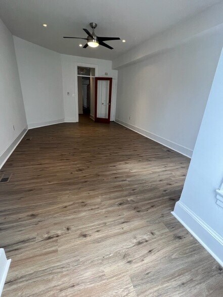 More Photos Of 915 5th St NW, Washington Office For Lease