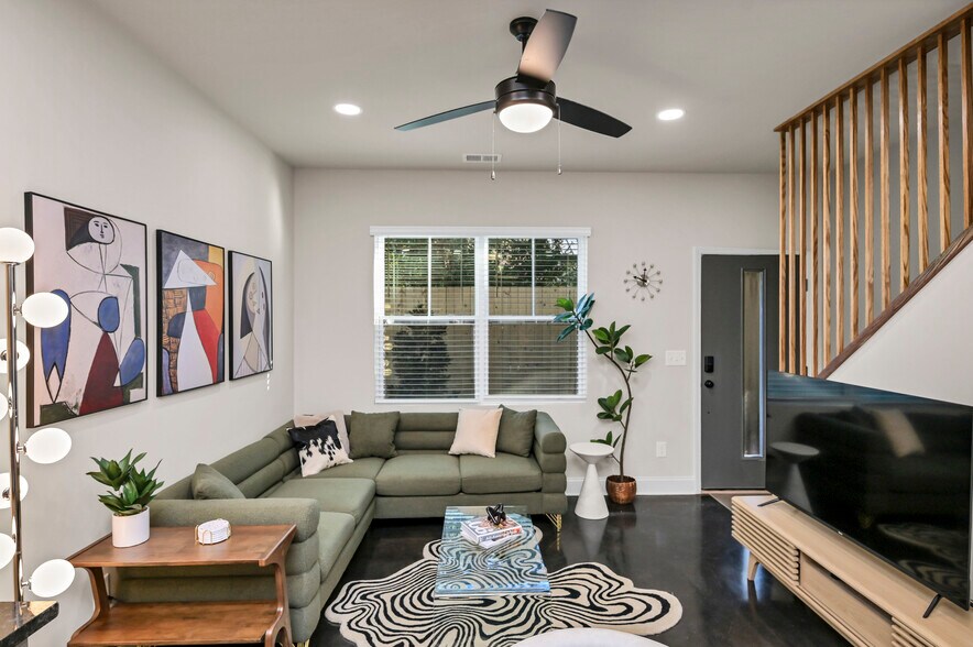 More Photos Of 816 Shull St, West Columbia Apartments For Sale