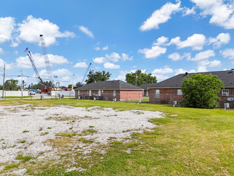 More Photos Of 822 Saadi St, Houma Flex For Sale