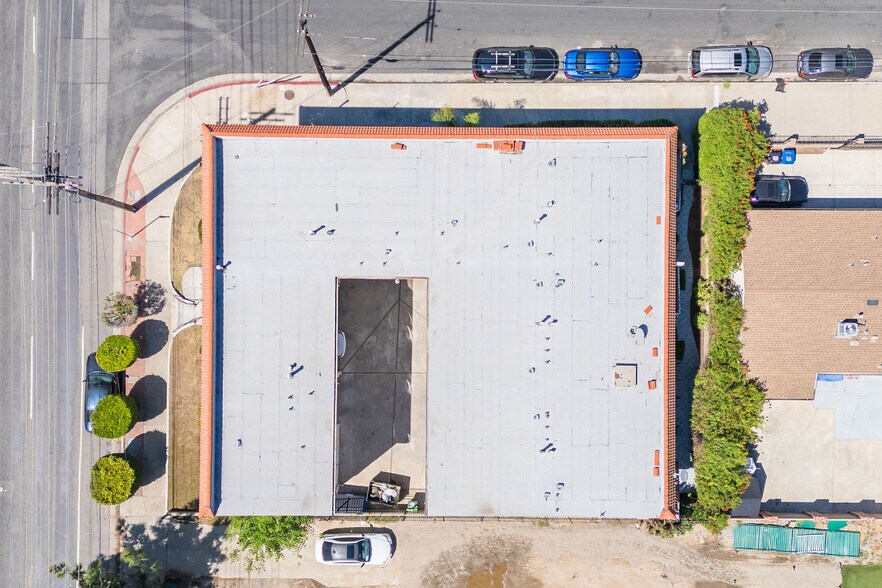 More Photos Of 13227 Vanowen St, North Hollywood Apartments For Sale