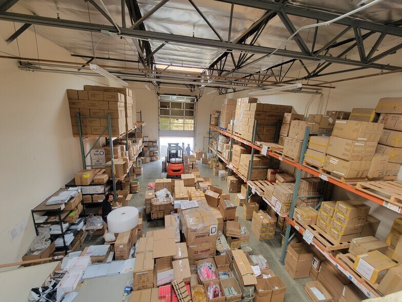 More Photos Of 909 S Cucamonga Ave, Ontario Warehouse For Sale