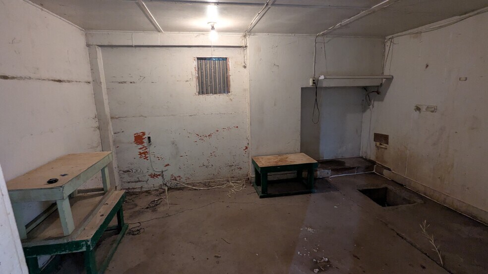 More Photos Of 62748 MN-7, Hutchinson Industrial For Sale