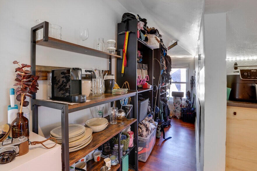 More Photos Of 1568 Vine St, Denver Apartments For Sale