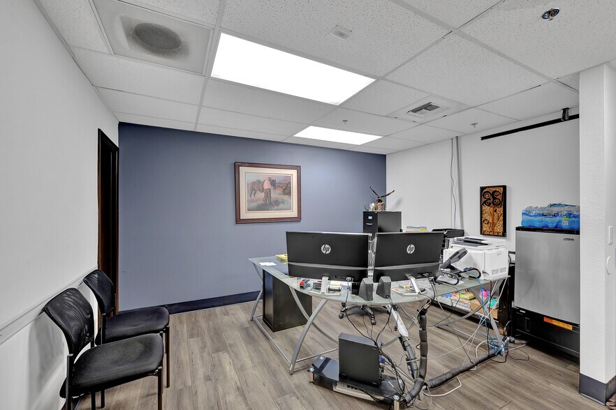 More Photos Of 5701 W Charleston Blvd, Las Vegas Medical For Sale