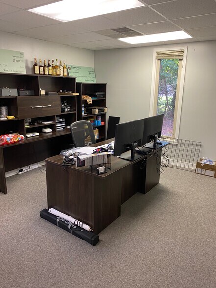 More Photos Of 1158 Professional Dr, Williamsburg Office For Lease
