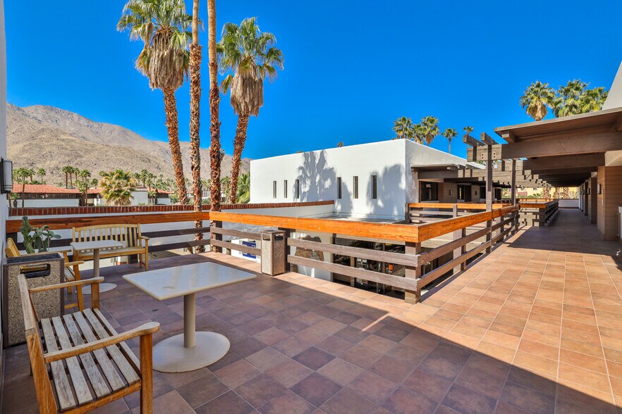 More Photos Of 901 E Tahquitz Canyon Way, Palm Springs Office For Lease
