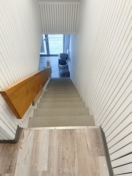 More Photos Of 80 E Old Country Rd, Mineola Office For Lease