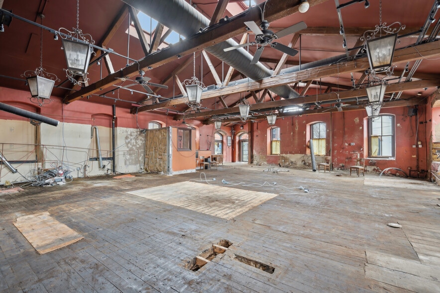 More Photos Of 2 Rector St, Philadelphia Freestanding For Sale