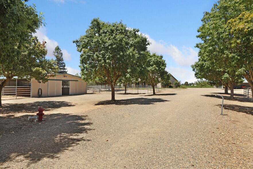 More Photos Of 24521 N McIntire Rd, Clements Land For Sale