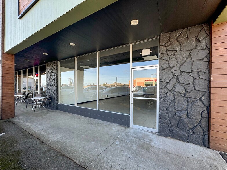 More Photos Of 463 Washington St, Sequim Storefront For Lease