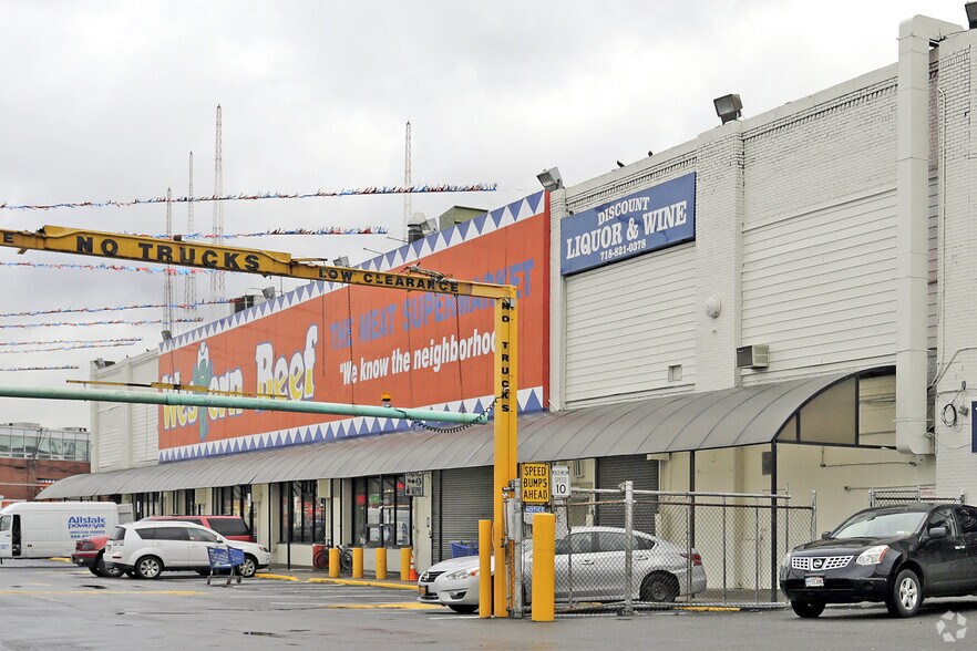 More Photos Of 47-05 Metropolitan Ave, Ridgewood Warehouse For Lease