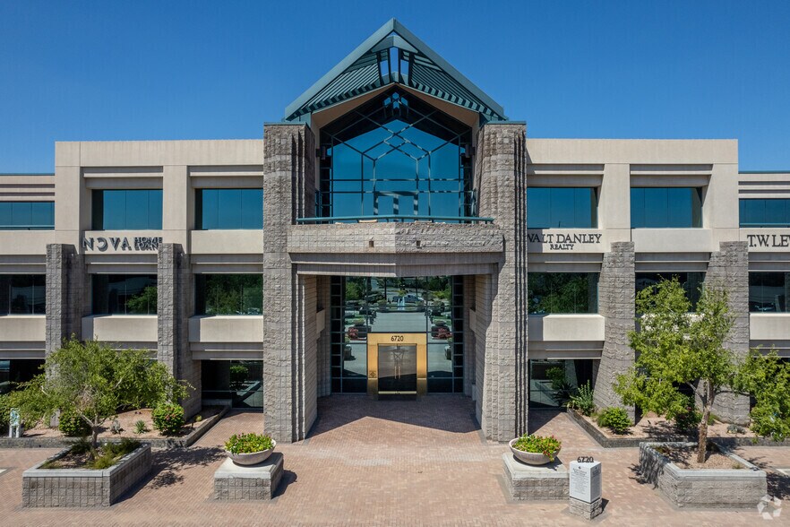 More Photos Of 6710 N Scottsdale Rd, Scottsdale Unknown For Lease