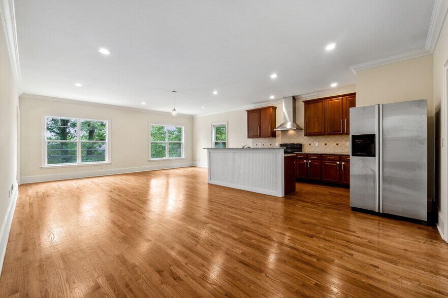 More Photos Of 1303 N Druid Hills Rd NE, Brookhaven Office Residential For Sale