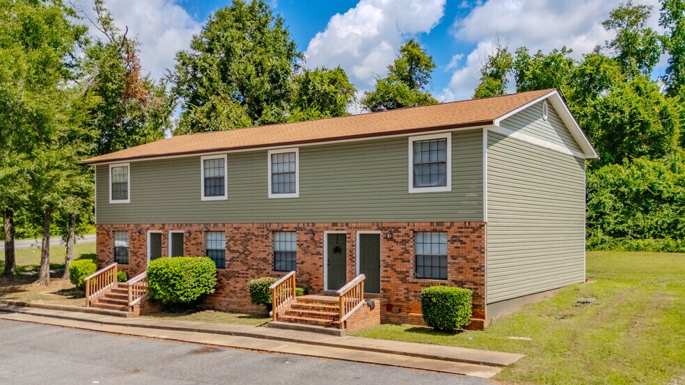 More Photos Of 3034 Jefferson St, Marianna Apartments For Sale