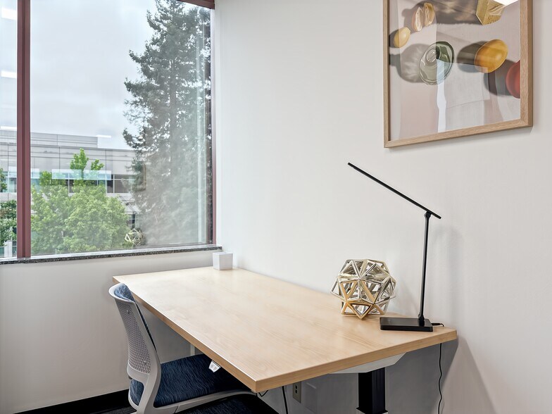 More Photos Of 200 Page Mill Rd, Palo Alto Coworking Space