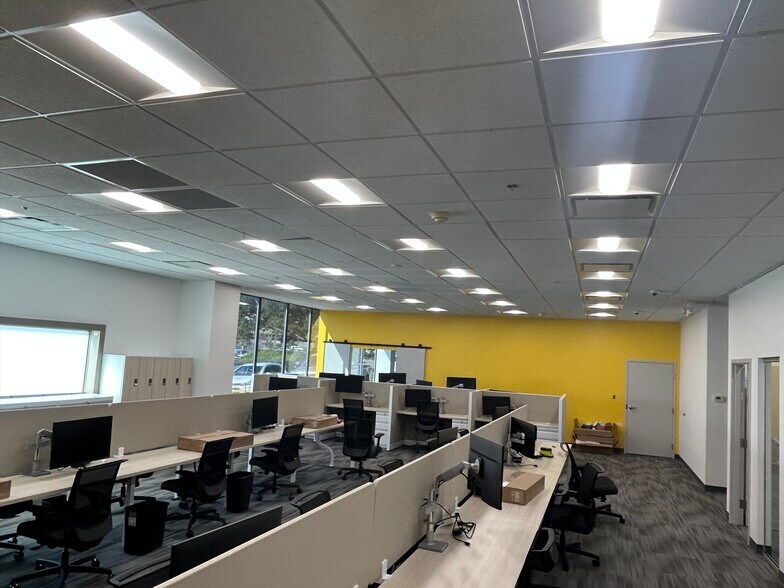 More Photos Of 1203 Governors Square Blvd, Tallahassee Office For Lease