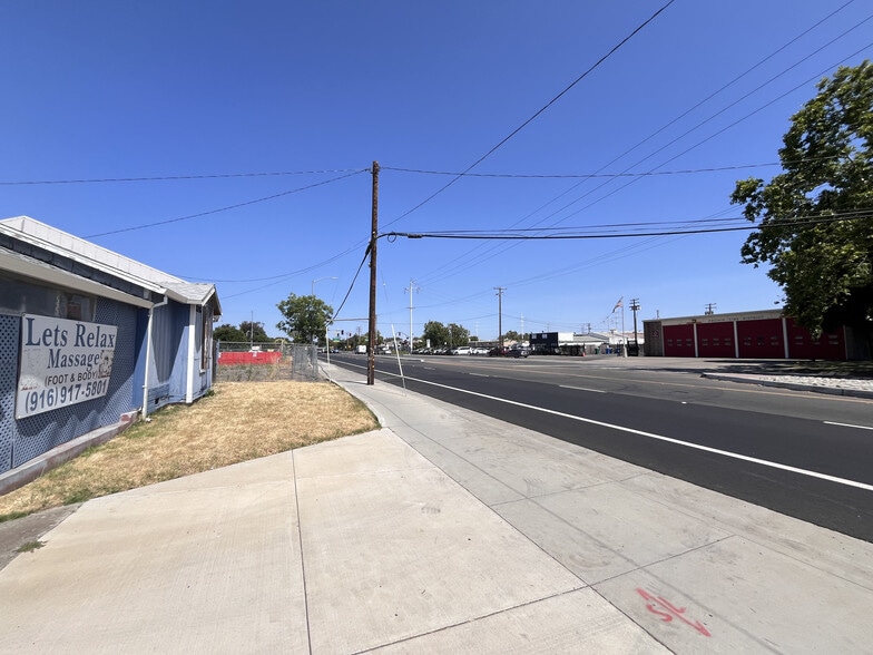 More Photos Of 3715 47th Ave, Sacramento Office For Sale