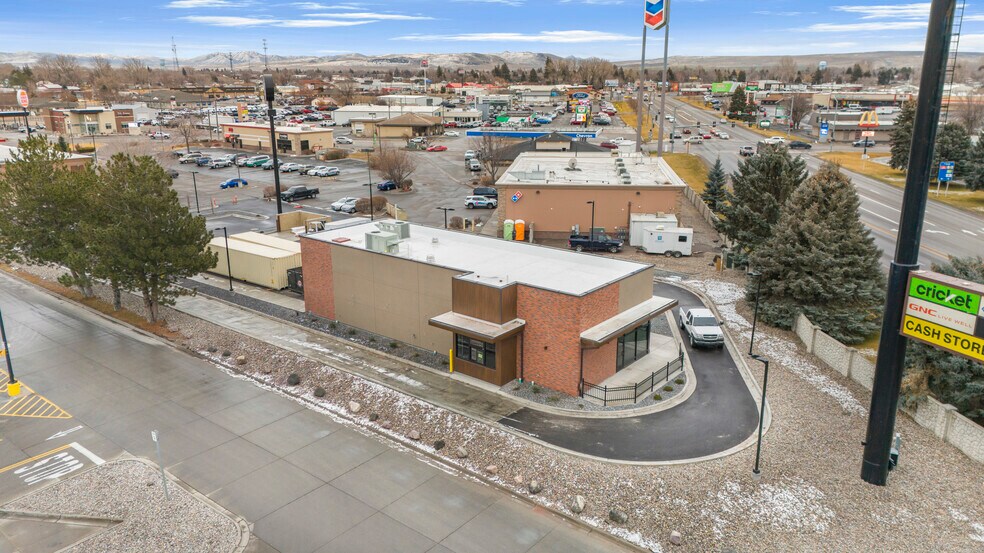 More Photos Of 1221 Parkway Dr, Blackfoot General Retail For Sale