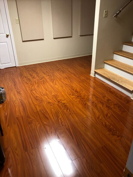 More Photos Of 360 Route 101, Bedford Medical For Lease