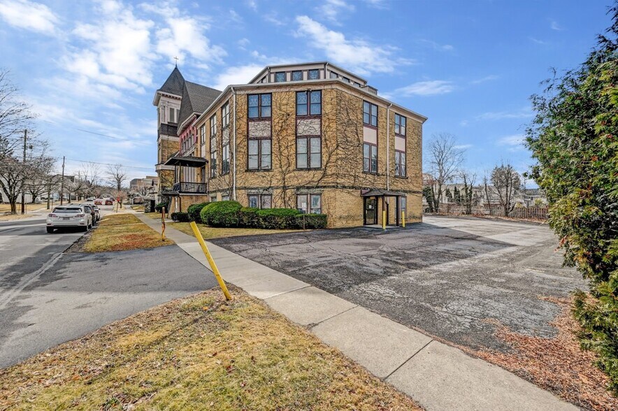 More Photos Of 720 Delaware St, Scranton Religious Facility For Sale