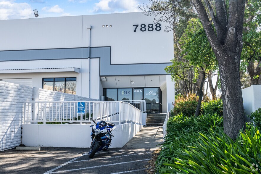 More Photos Of 7888 Marathon Dr, Livermore Warehouse For Lease
