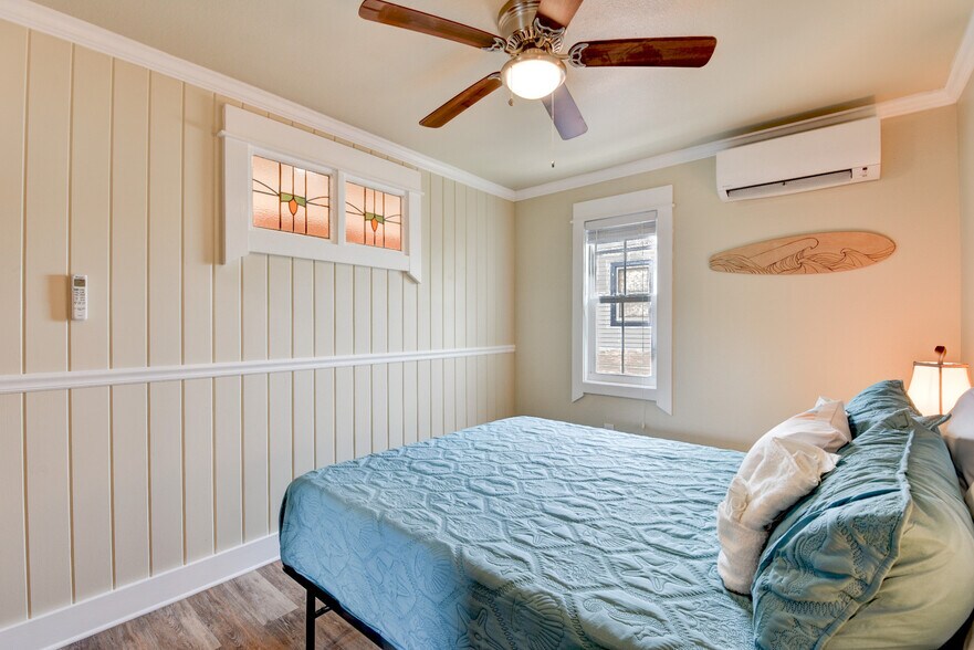 More Photos Of 1820 Avenue O 1/2, Galveston Multifamily For Sale