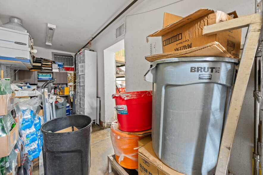 More Photos Of 5828 W Indian School Rd, Phoenix Restaurant For Sale