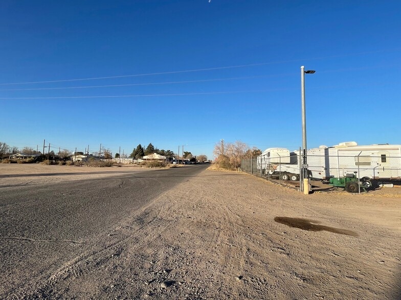 More Photos Of 700 N Gold Ave, Deming Specialty For Sale