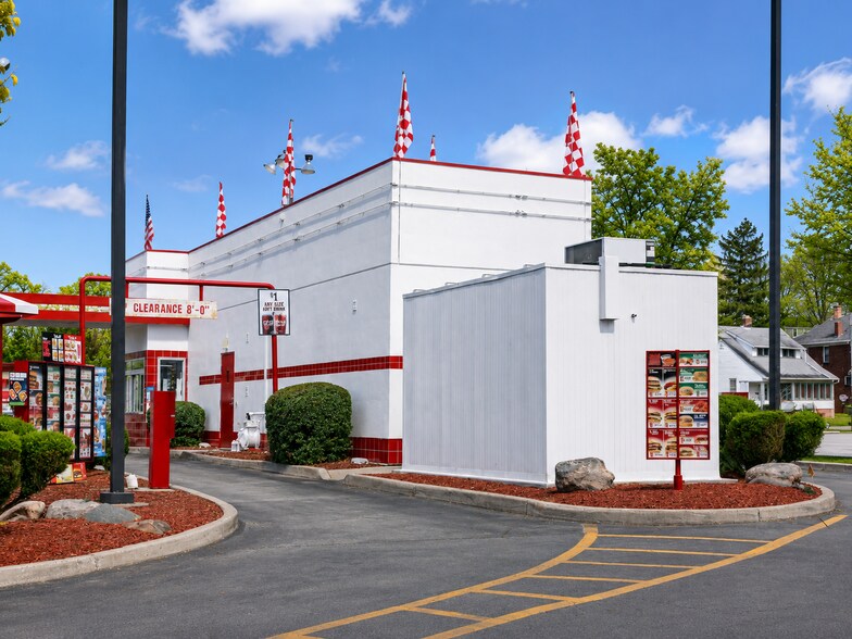 More Photos Of 609 E State St, Fremont Fast Food For Sale