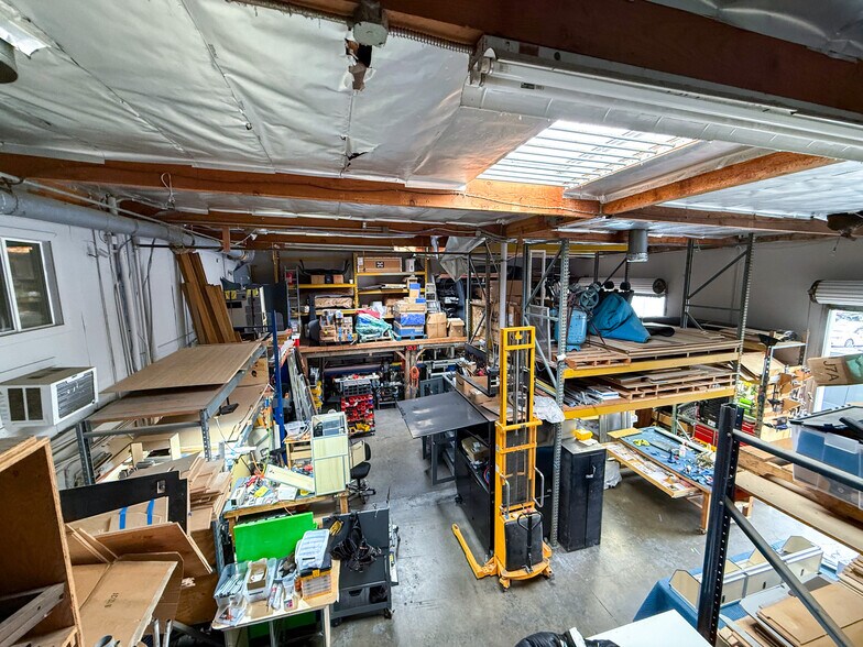 More Photos Of 7564 Trade St, San Diego Manufacturing For Lease