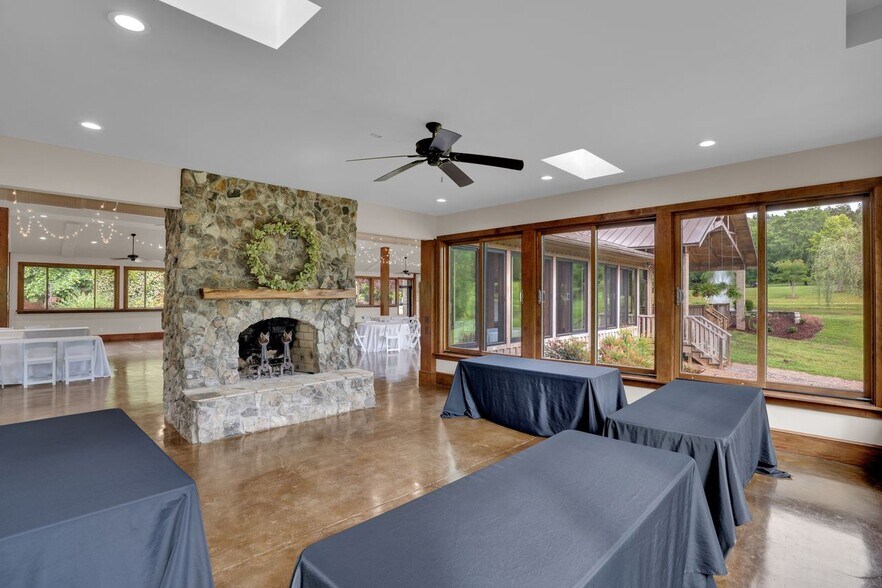 More Photos Of 1530 Buck Hill Rd, Ridgeway Industrial For Sale