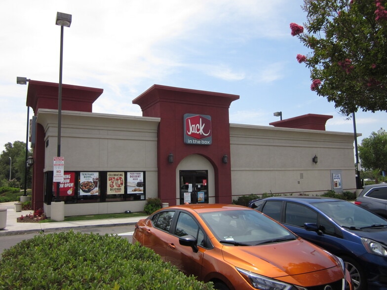 More Photos Of 20101 Lake Forest Dr, Lake Forest General Retail For Sale