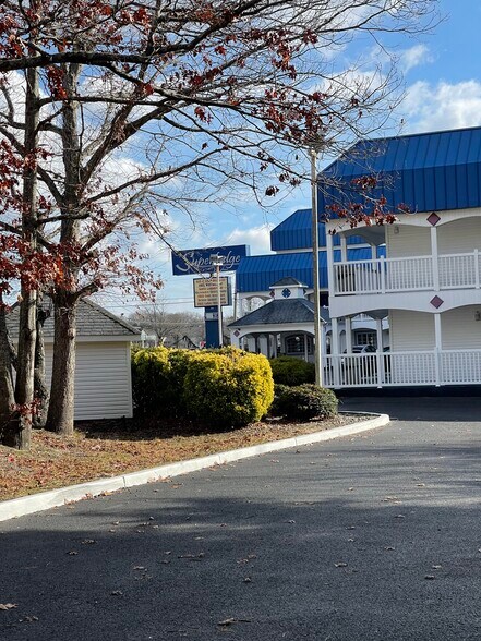 More Photos Of 633 White Horse Pike, Absecon Hotel For Sale