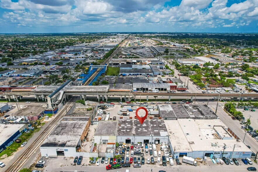 More Photos Of 1165 E 24 St, Miami Warehouse For Lease