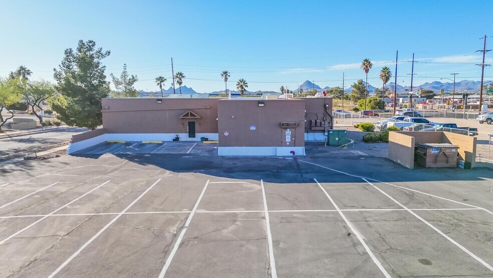 More Photos Of 4525 S Park Ave, Tucson Restaurant For Sale